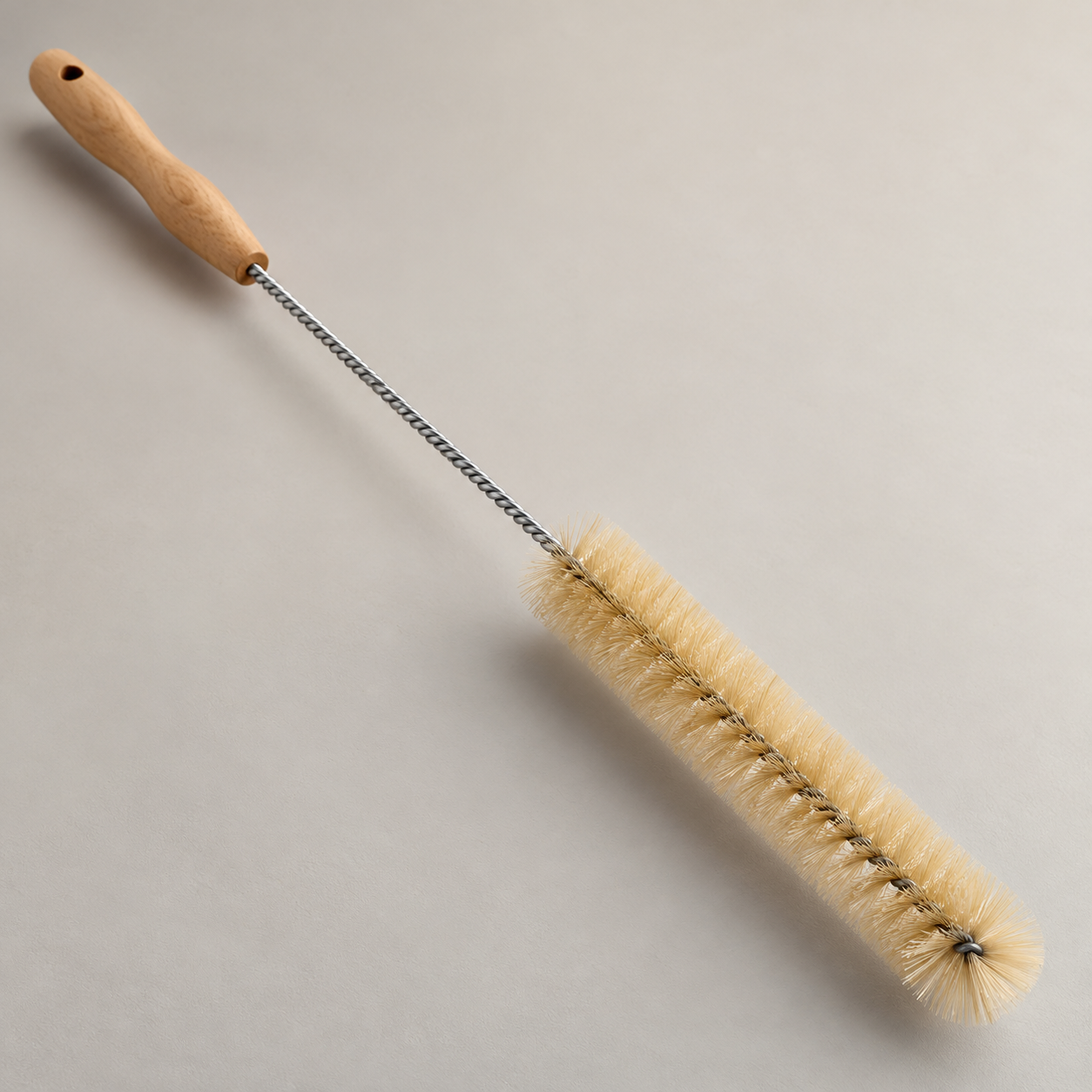 Feeder cleaning brush